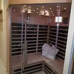 Les Maisons De Louise Apartman *